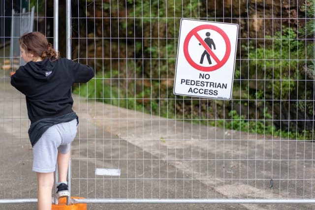 Co grozi za wejście na teren prywatny? Poznaj kary i konsekwencje Co grozi za wejście na teren prywatny? Poznaj kary i konsekwencje